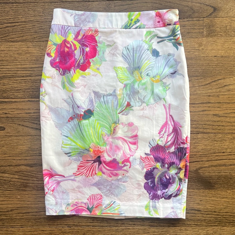Ted Baker London pink floral midi pencil skirt